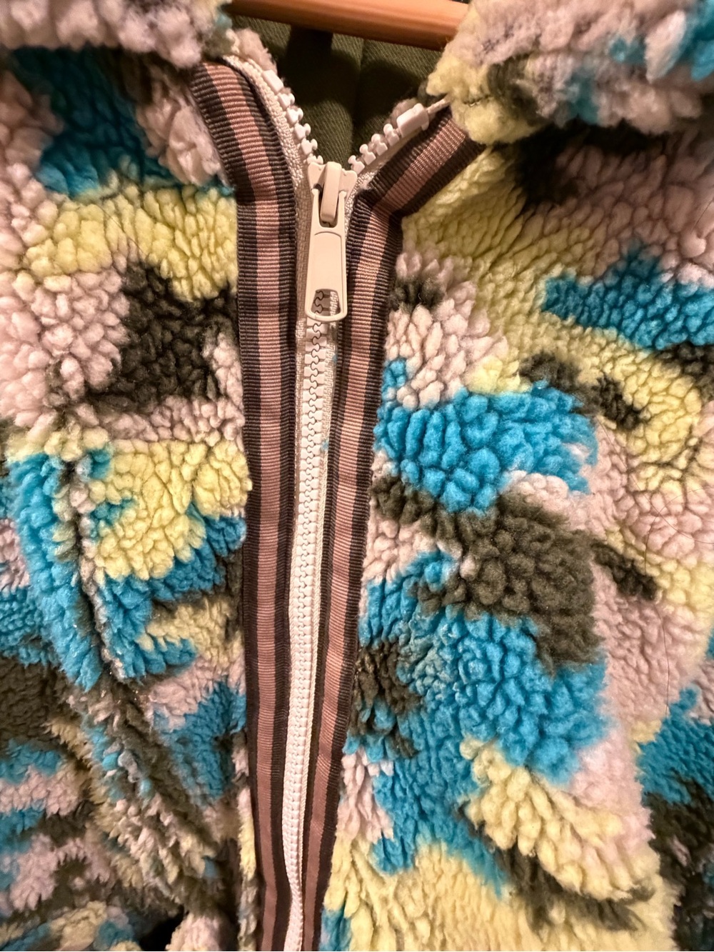 Anthropologie Pilcro Plush Camo Sherpa Jacket XL - Picture 6 of 7